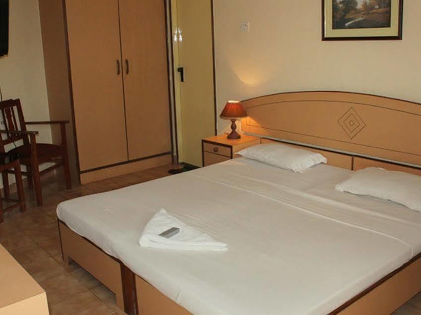 Amigo Plaza Hotel Colva Exterior photo